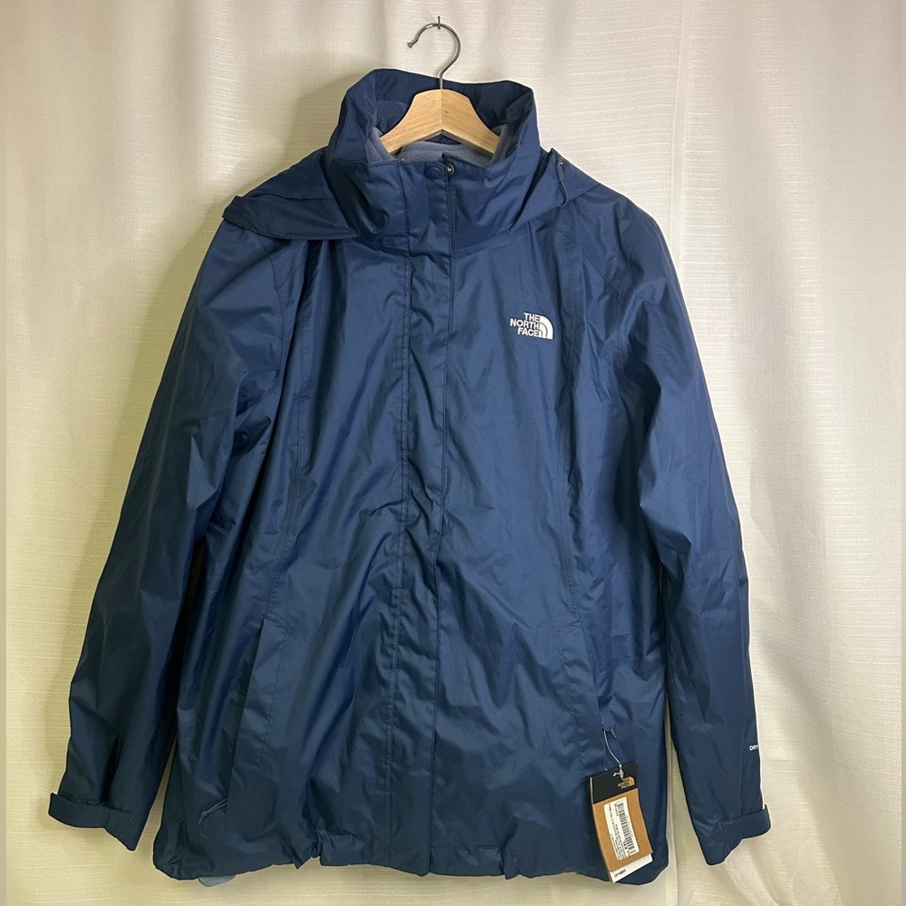The North Face Blue Ski Jacket Weather-Resistant Outdoor